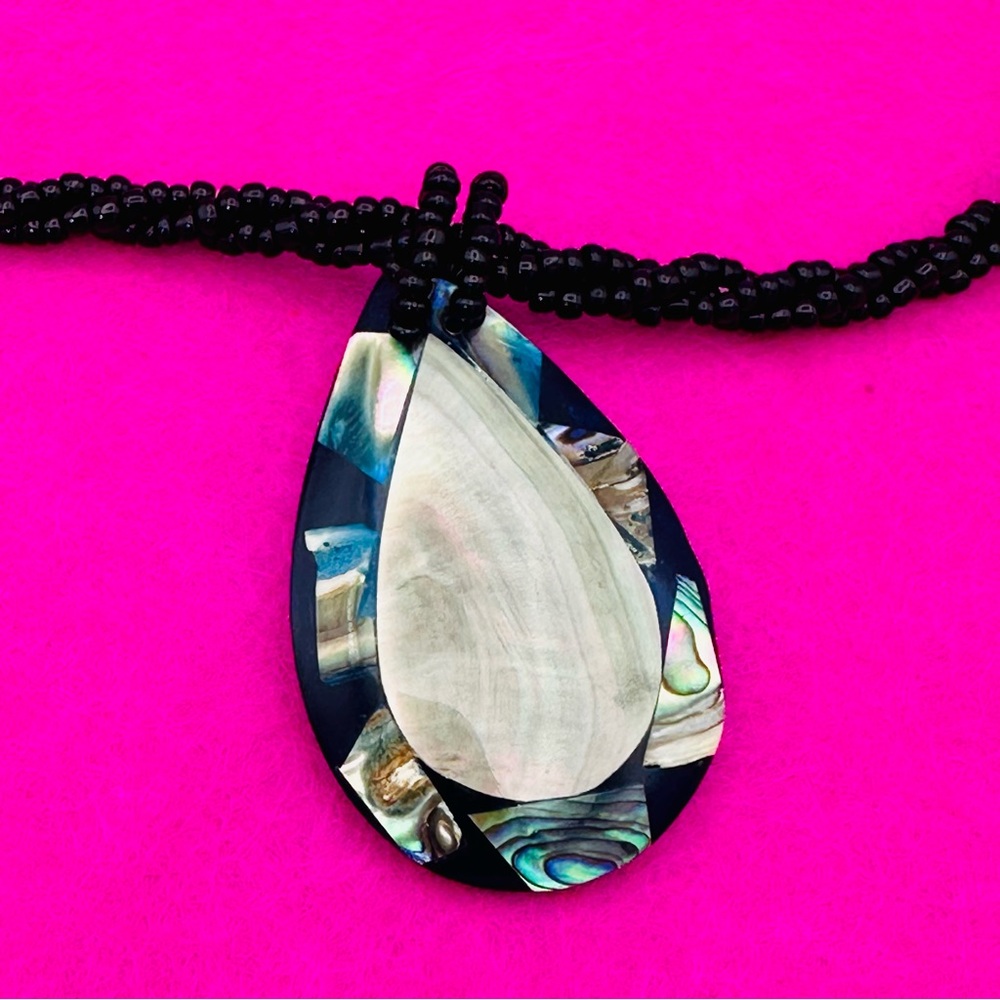 Handmade Onyx and Mother of Pearl Necklace - Picture 4 of 11